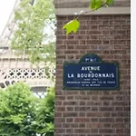 3 Bedroom Eiffel Tower Apartment