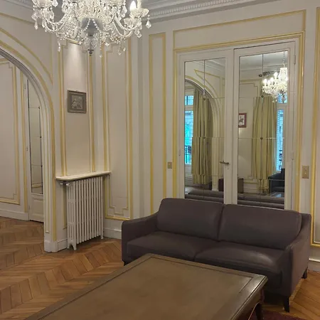 Apartment 3 Bedroom Eiffel Tower Paris